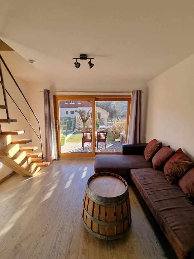 Maison + jardin vue sur les montagnes Barcelonnette Extérieur photo
