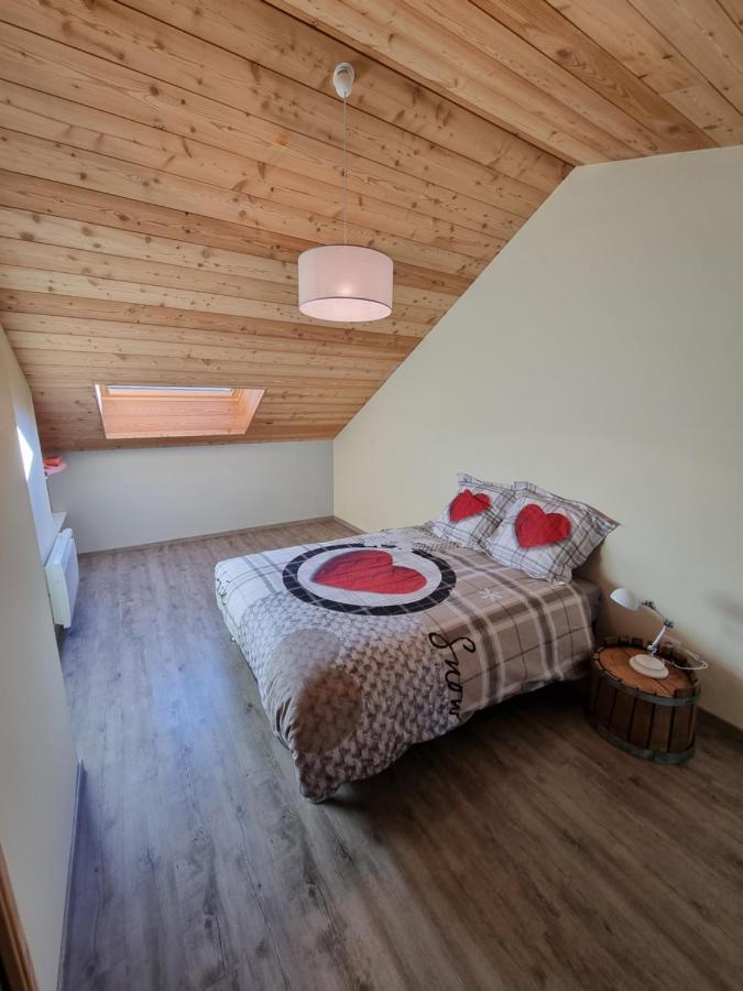 Maison + jardin vue sur les montagnes Barcelonnette Extérieur photo